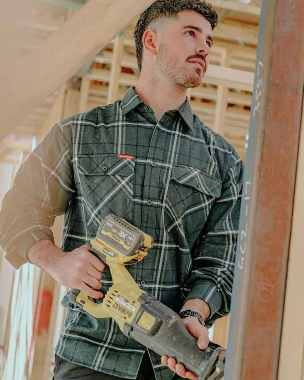 Hard Yakka Mens Lightweight Check Flannel Shirt