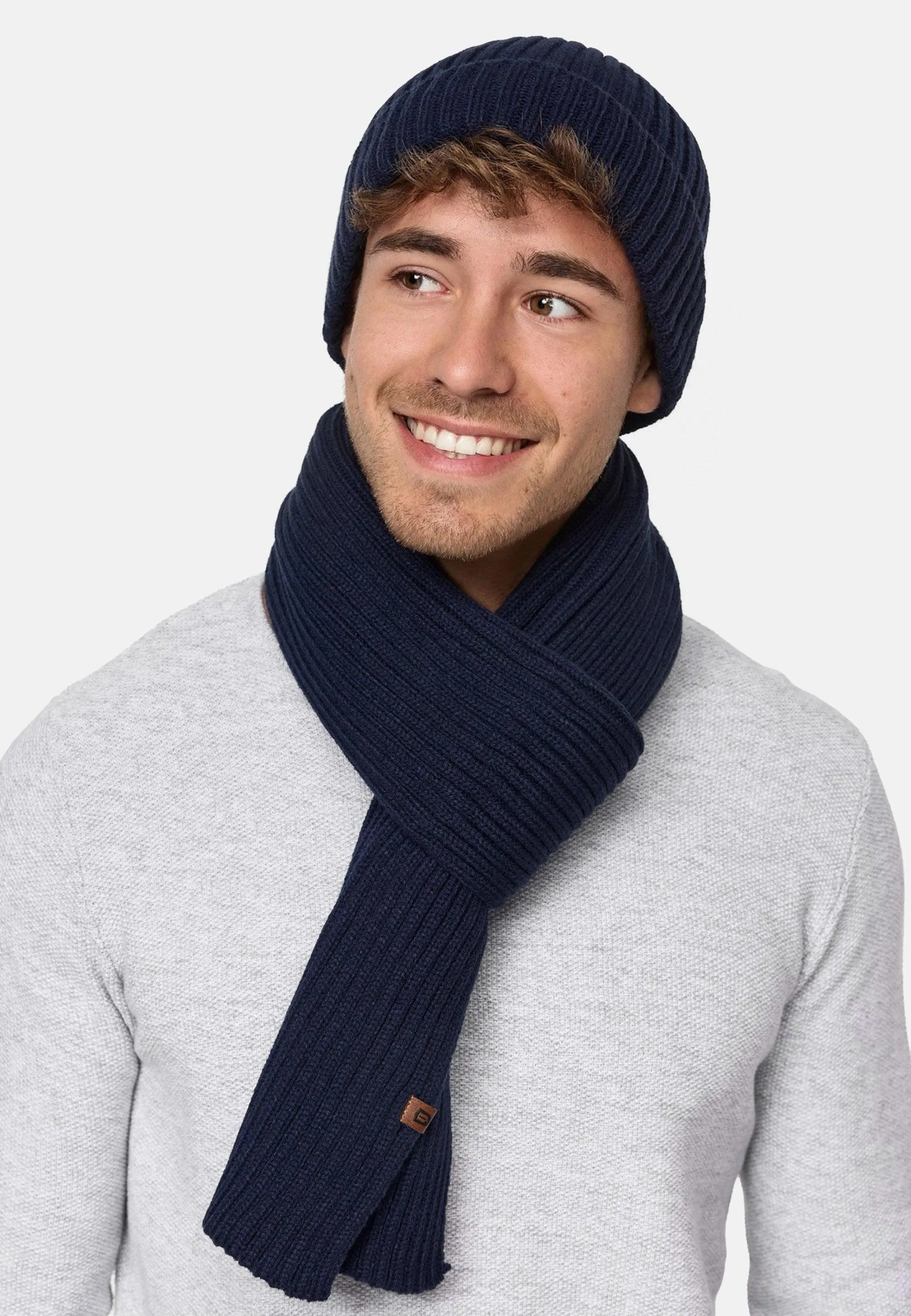 Indicode Herren Geyser Winter-Set Mütze & Schal