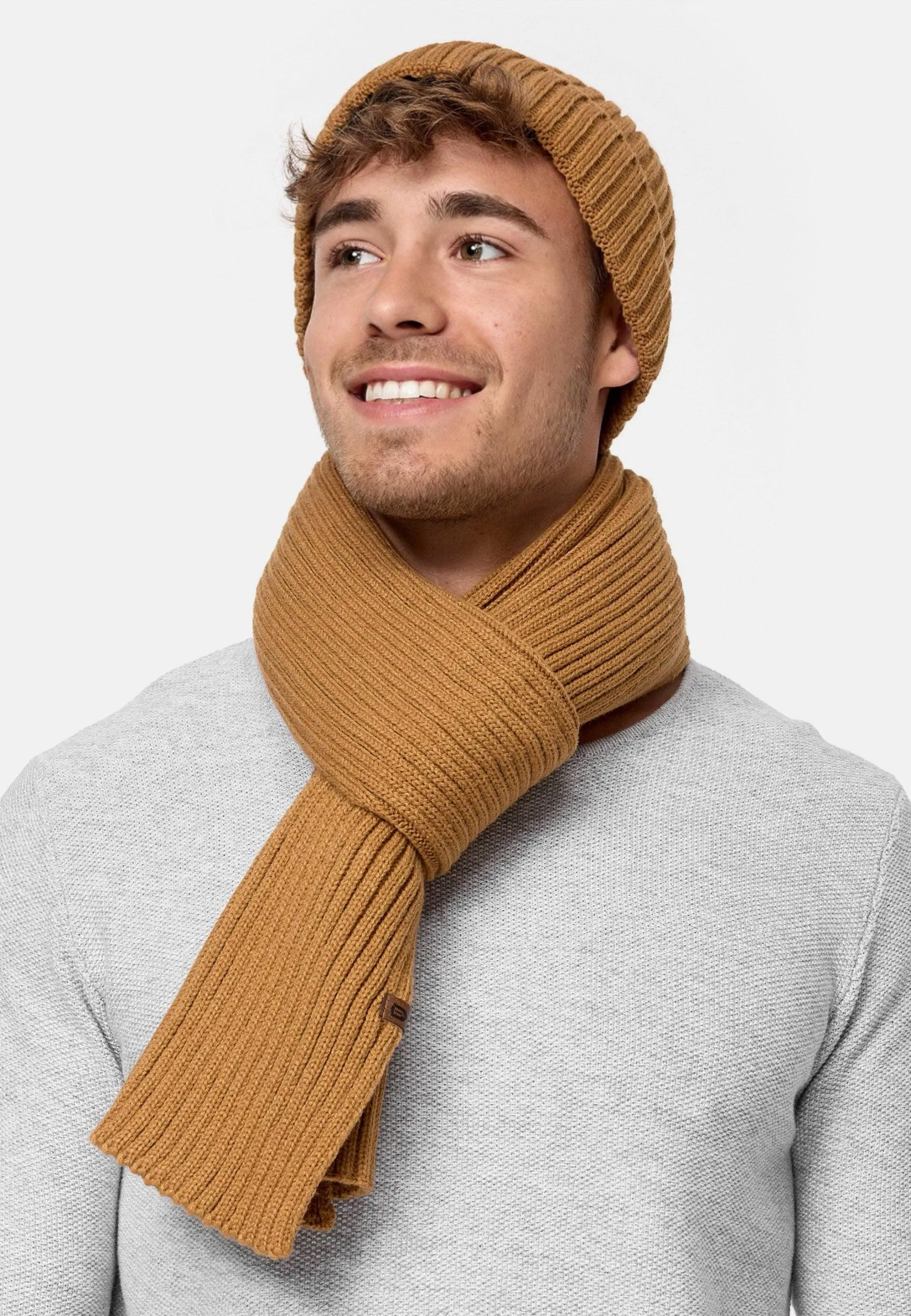 Indicode Herren Geyser Winter-Set Mütze & Schal
