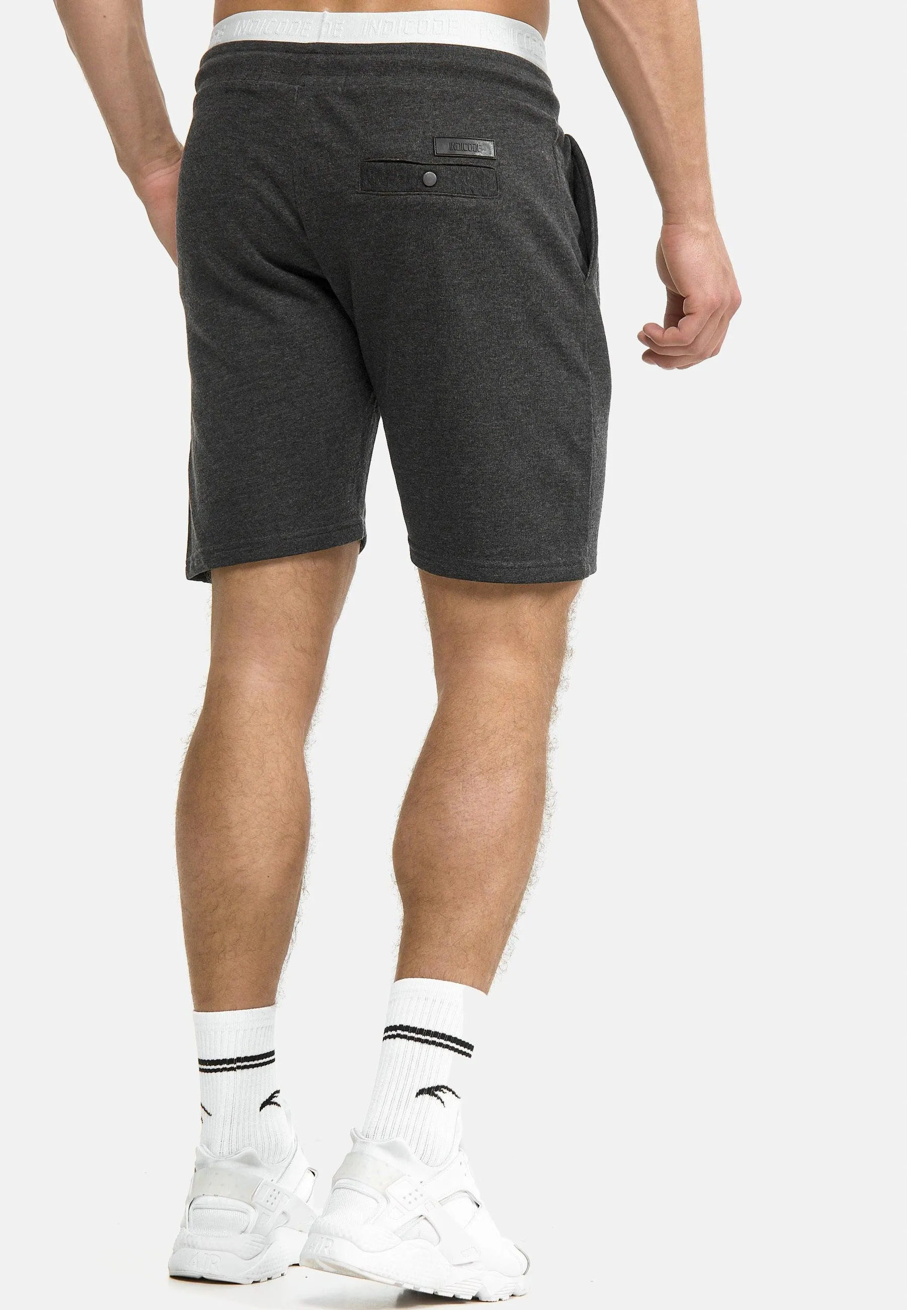 Indicode Herren Yates Sweatshorts mit Kordelzug und 3 Taschen