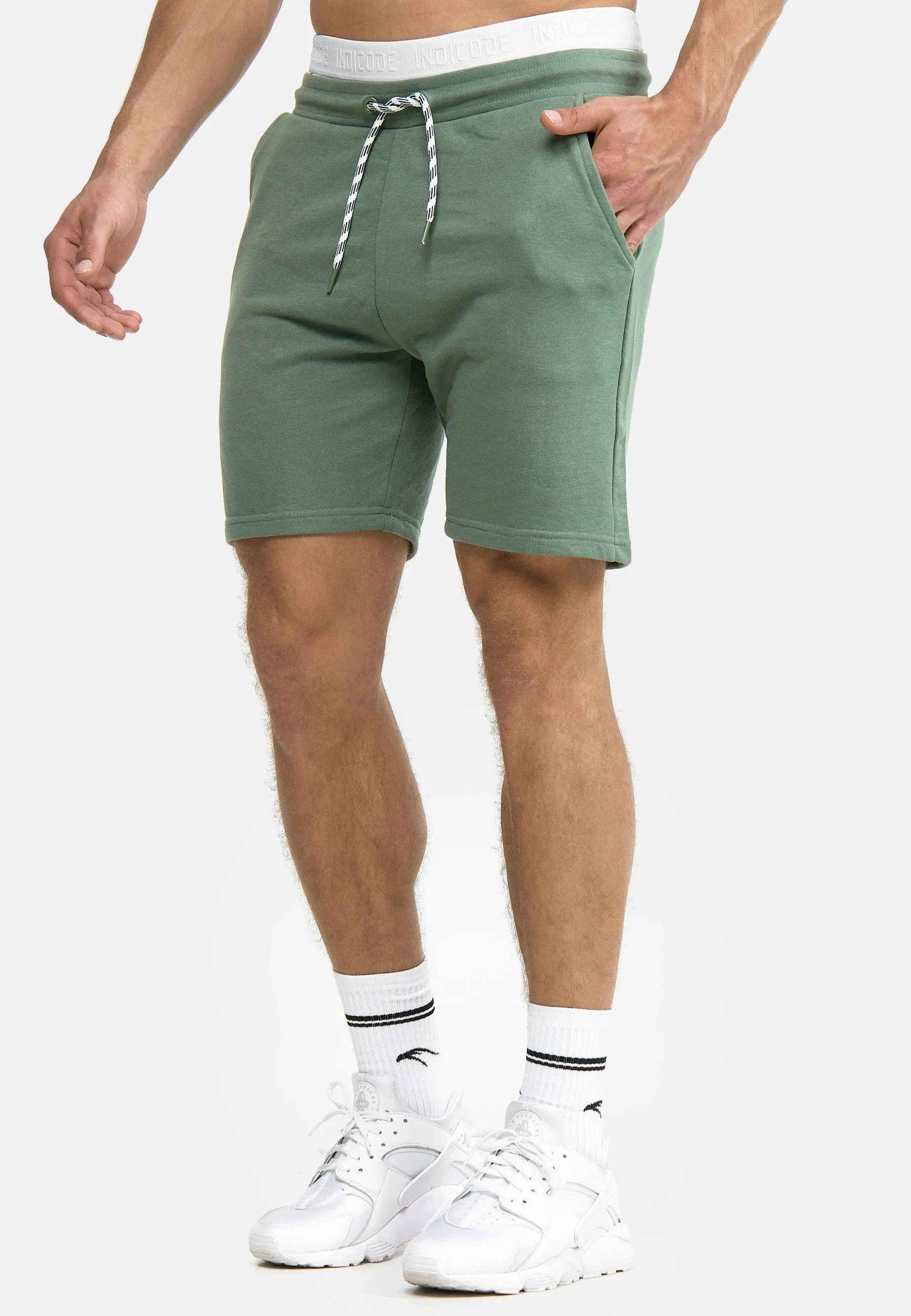 Indicode Herren Yates Sweatshorts mit Kordelzug und 3 Taschen
