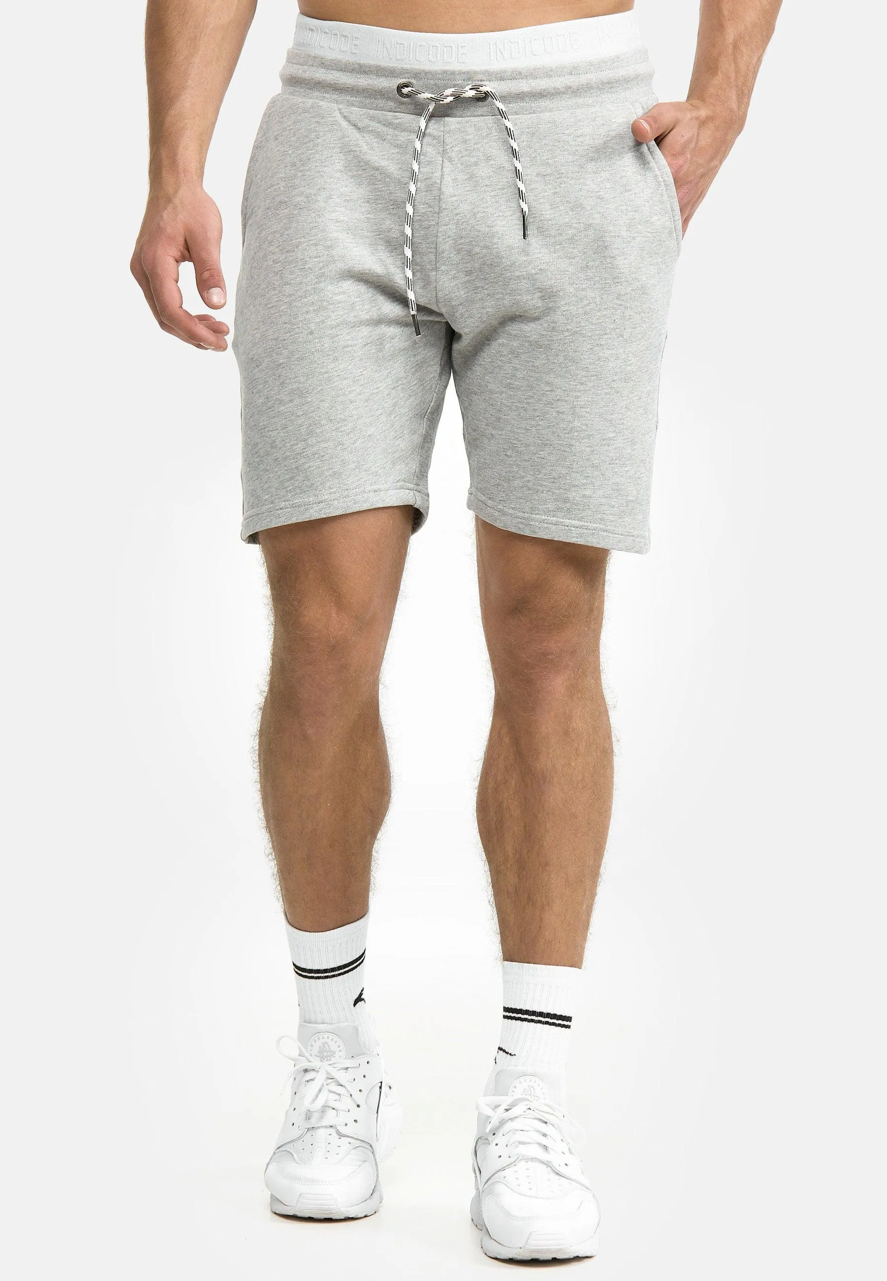 Indicode Herren Yates Sweatshorts mit Kordelzug und 3 Taschen