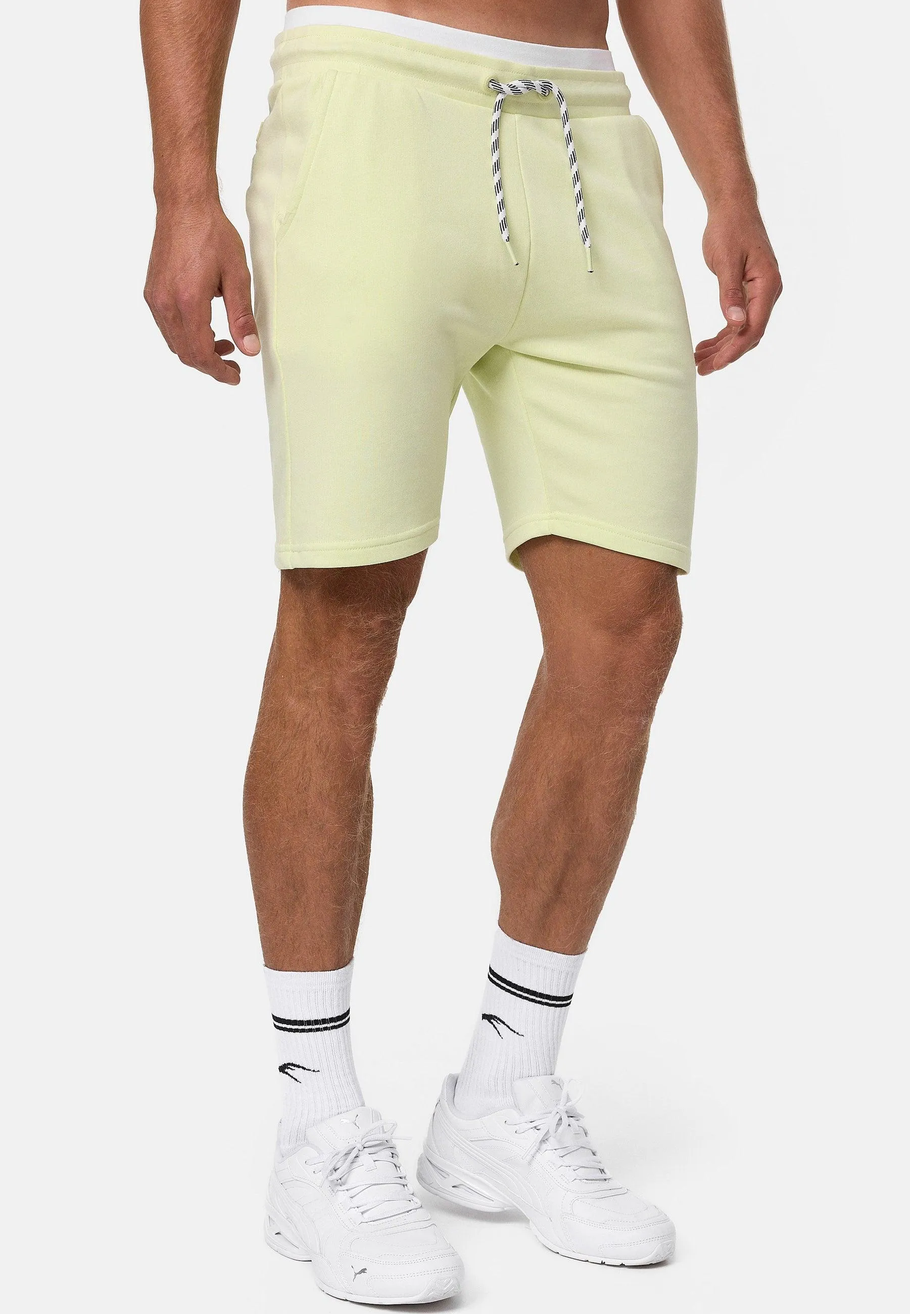 Indicode Herren Yates Sweatshorts mit Kordelzug und 3 Taschen