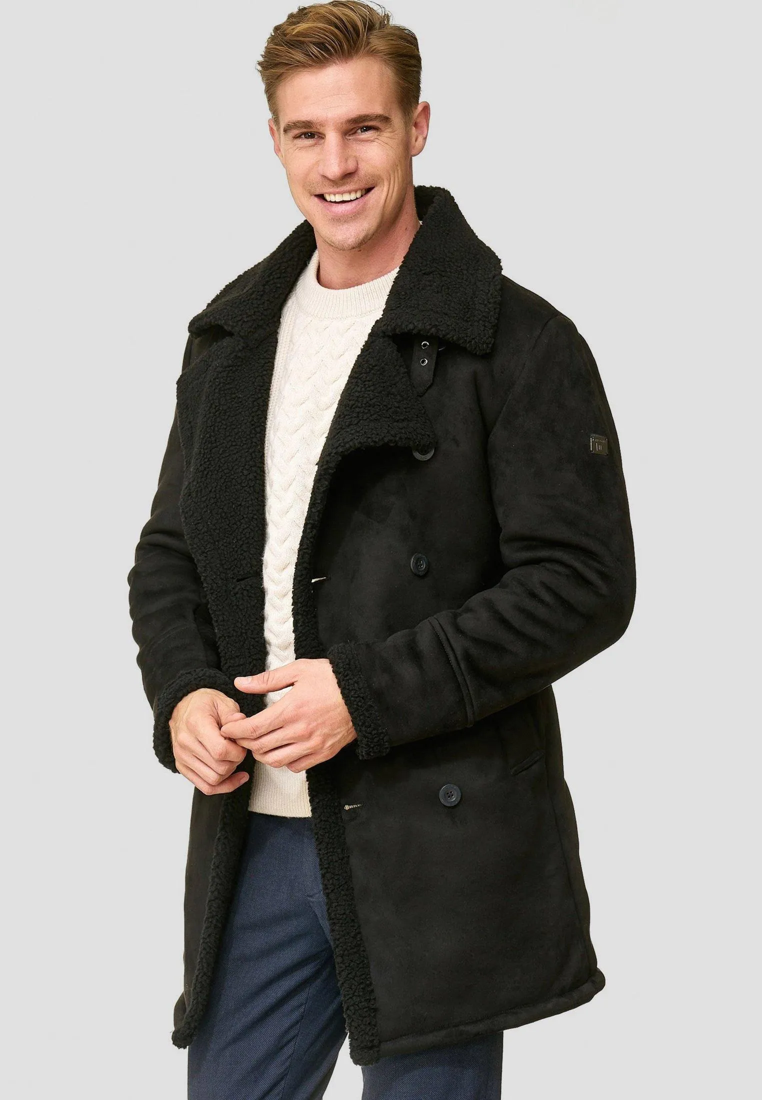 Mantel Barlow