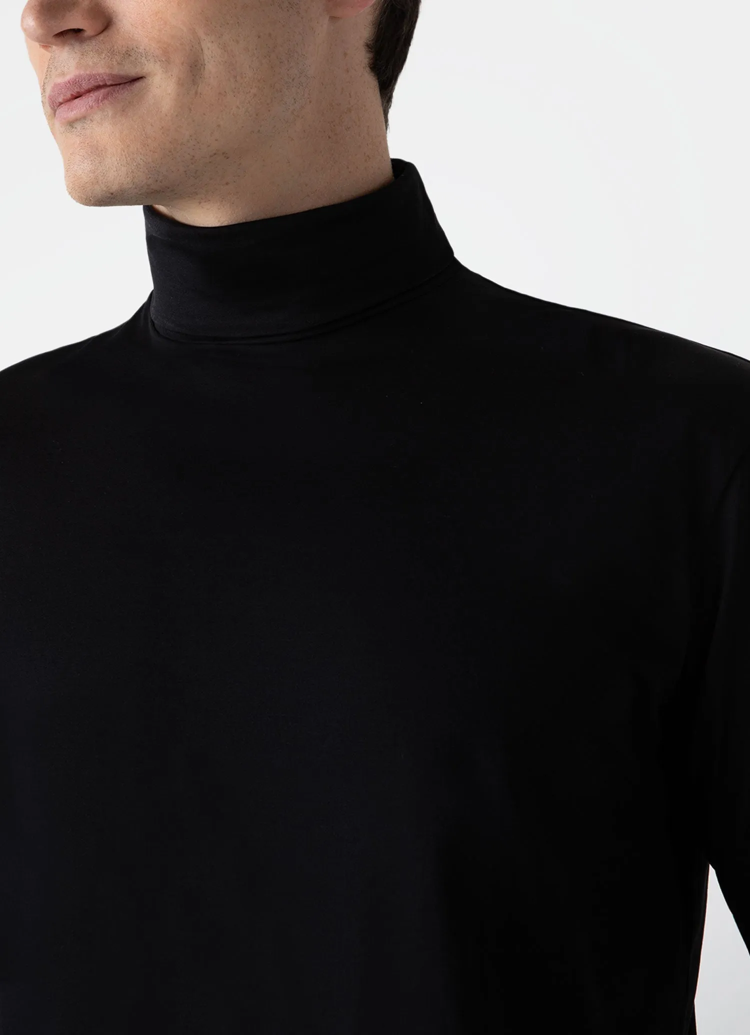 Men's Long Sleeve Roll Neck in Black Sunspel