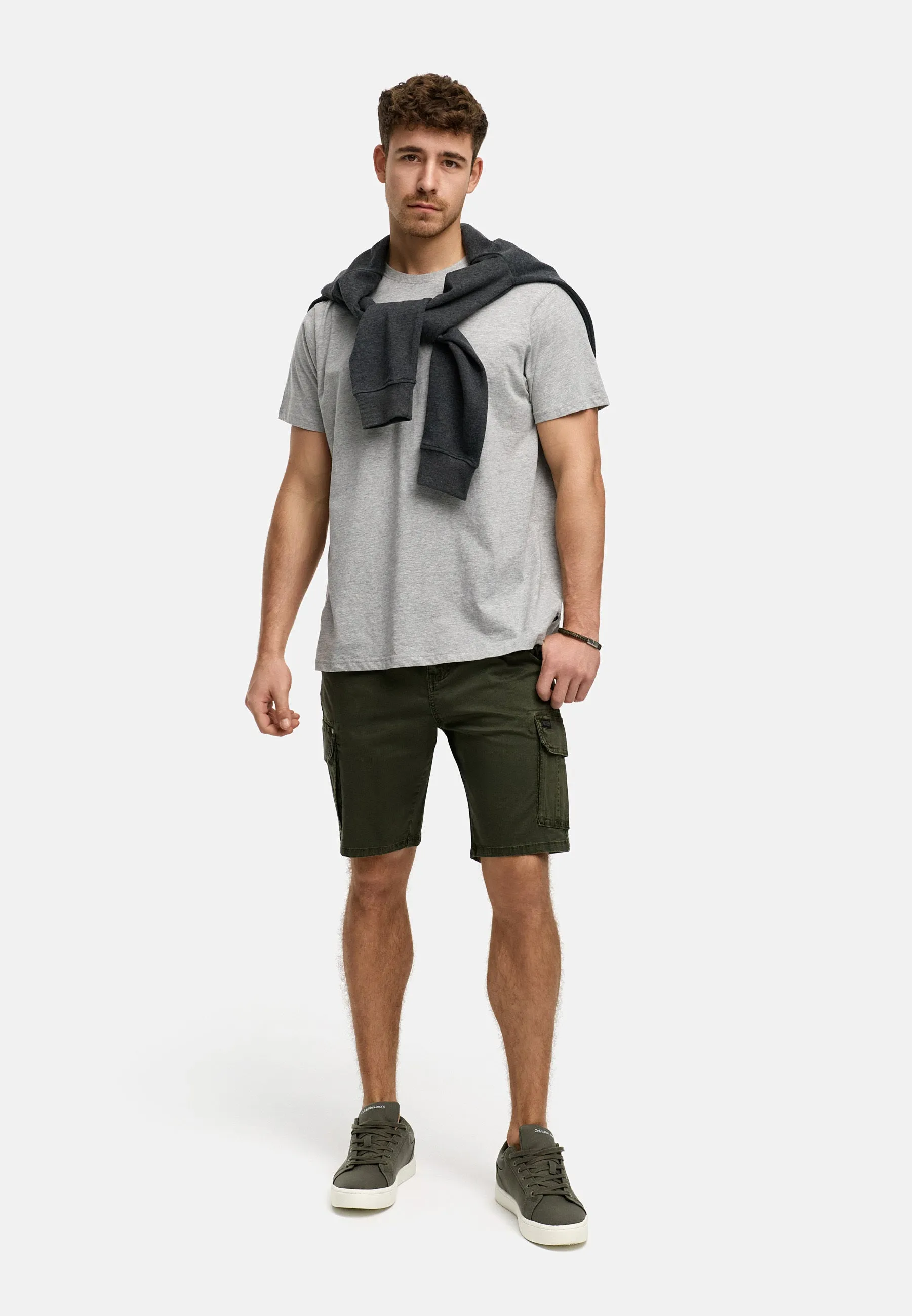 Shorts Cargo INKews