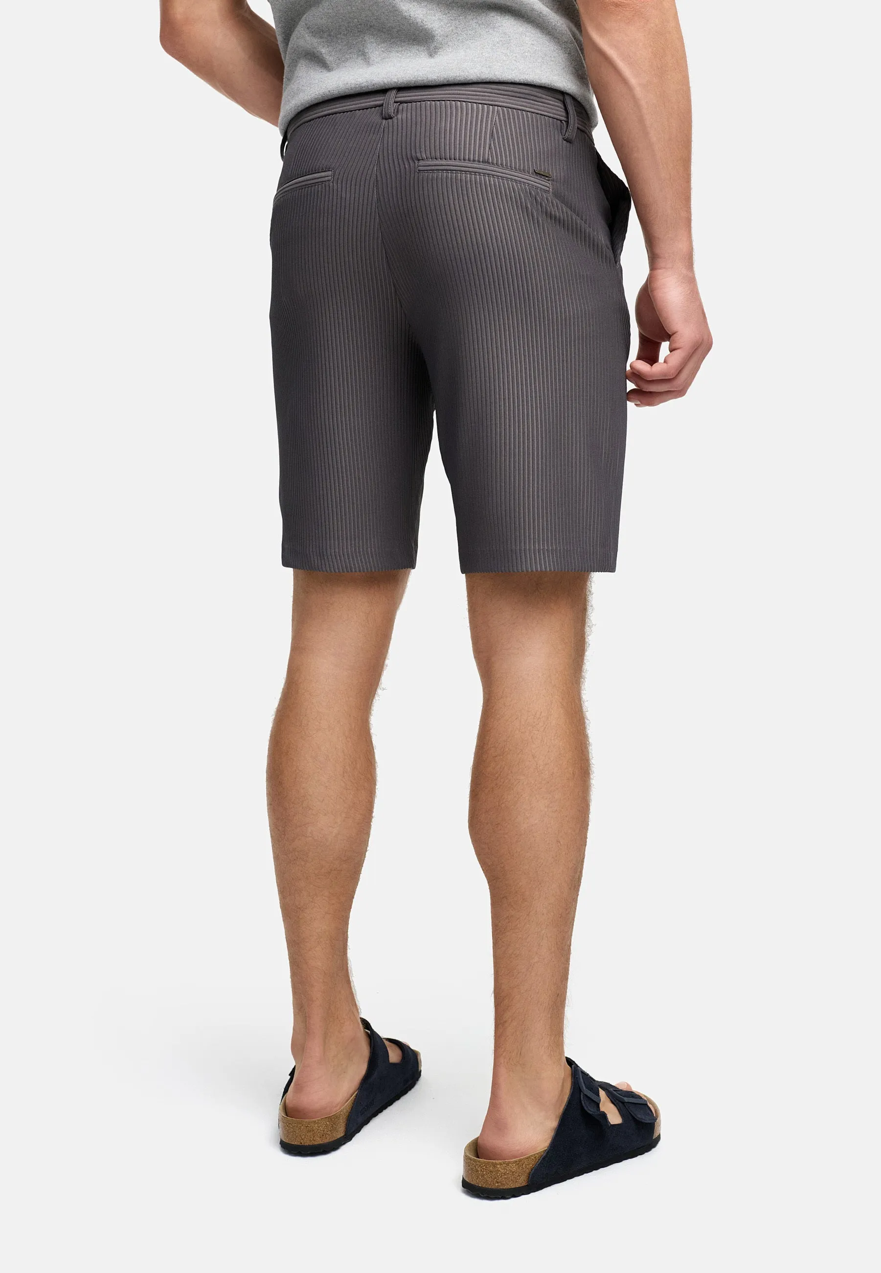 Shorts INGustiono