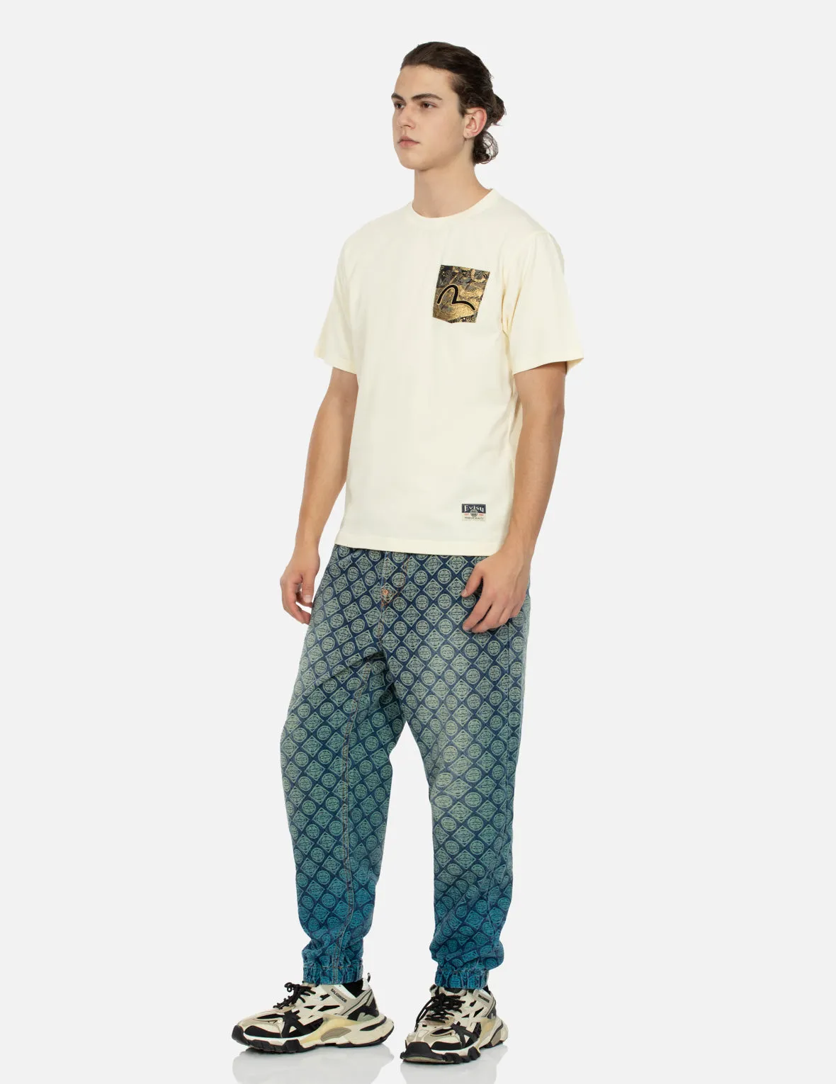 SPRING/ SUMMER COLLECTION 2025 Auspicious Cloud Embroidery Regular Fit T-shirt