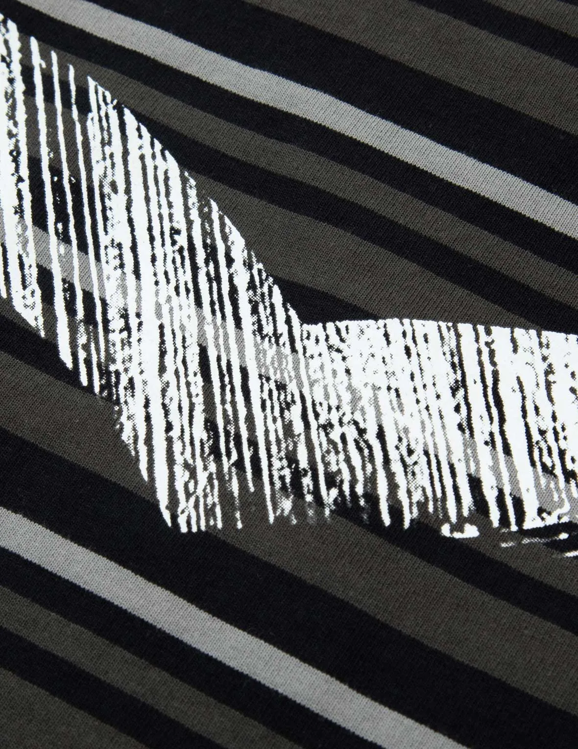 SPRING/ SUMMER COLLECTION 2025 Badges and Brushstroke Daicock Print Loose Fit T-shirt