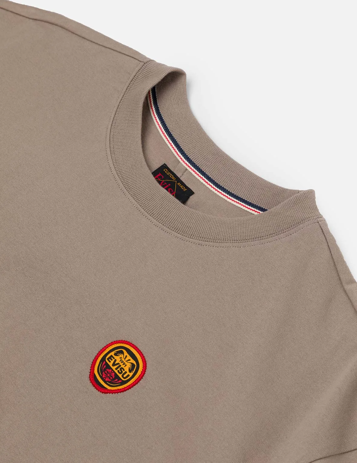SPRING/ SUMMER COLLECTION 2025 Daruma and Logo Embroidery Relax Fit T-shirt