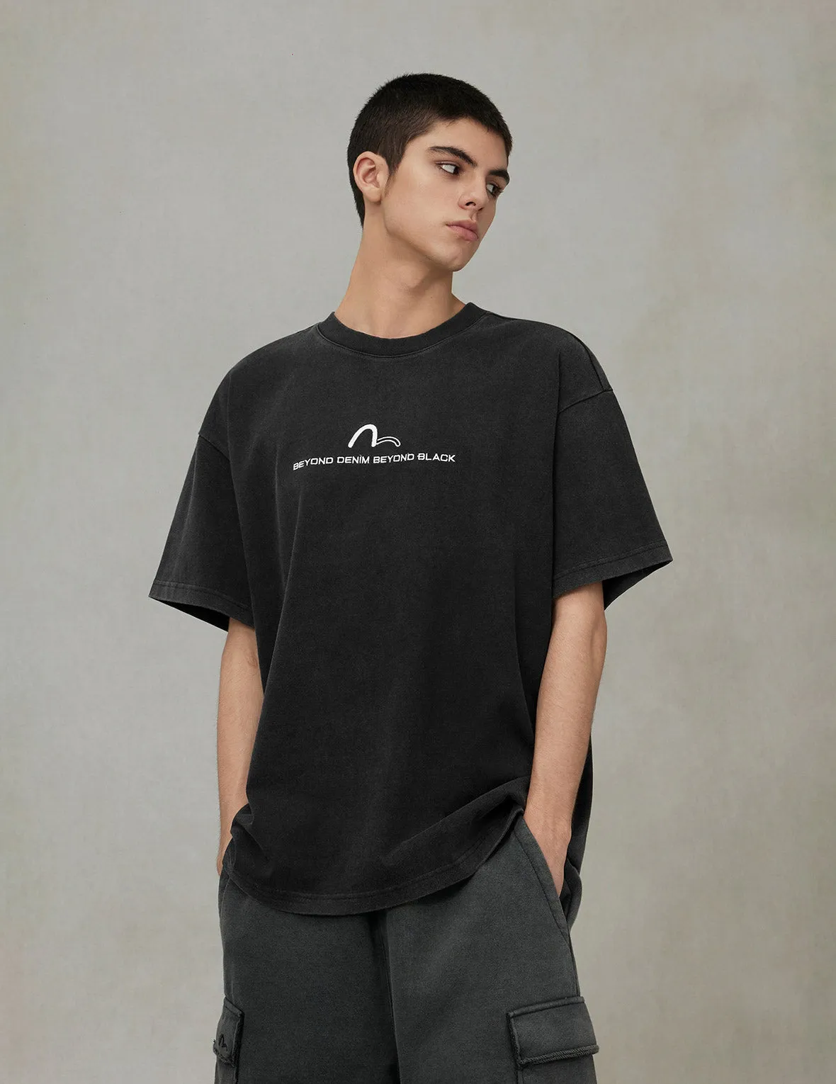 SPRING/ SUMMER COLLECTION 2025 EVISUKURO Embroidery Washed Relax Fit T-shirt
