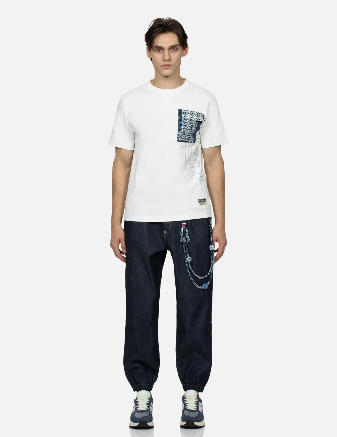SPRING/ SUMMER COLLECTION 2025 Kamon Stitching with Patterned Pocket Regular Fit T-shirt