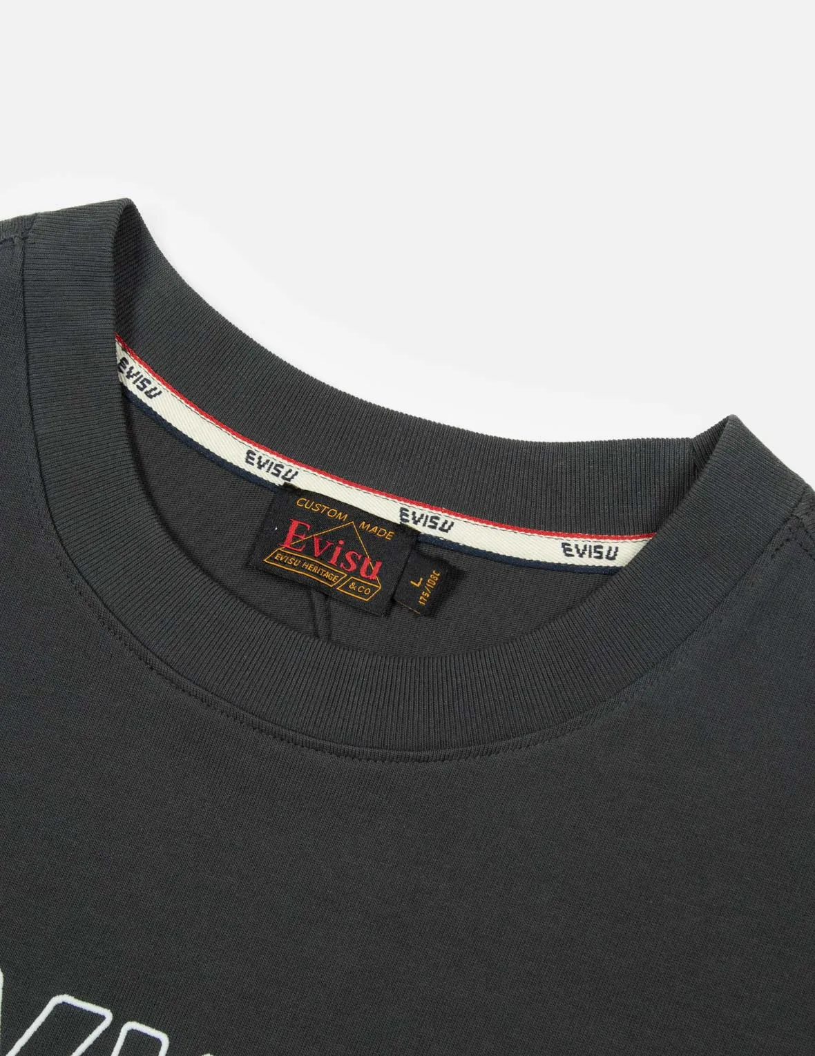 SPRING/ SUMMER COLLECTION 2025 Logo Embroidery and "Soaring Seagull and Dancing Carp" Print Relax Fit T-shirt