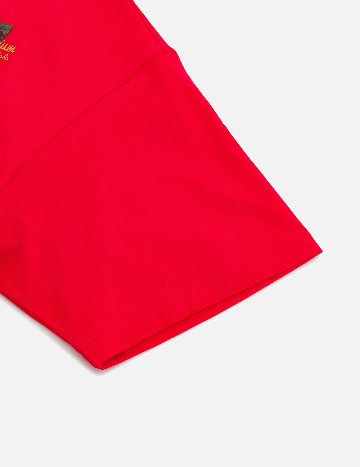 SPRING/ SUMMER COLLECTION 2025 Multi-embroidery and Multi-pocket Relax Fit T-shirt