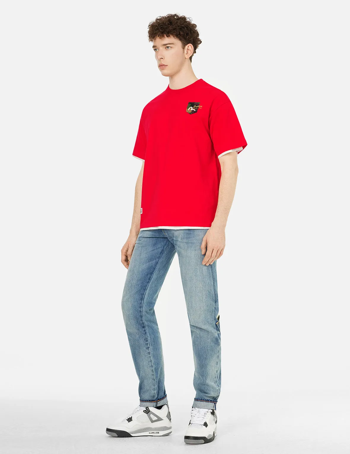 SPRING/ SUMMER COLLECTION 2025 Multi-embroidery and Multi-pocket Relax Fit T-shirt