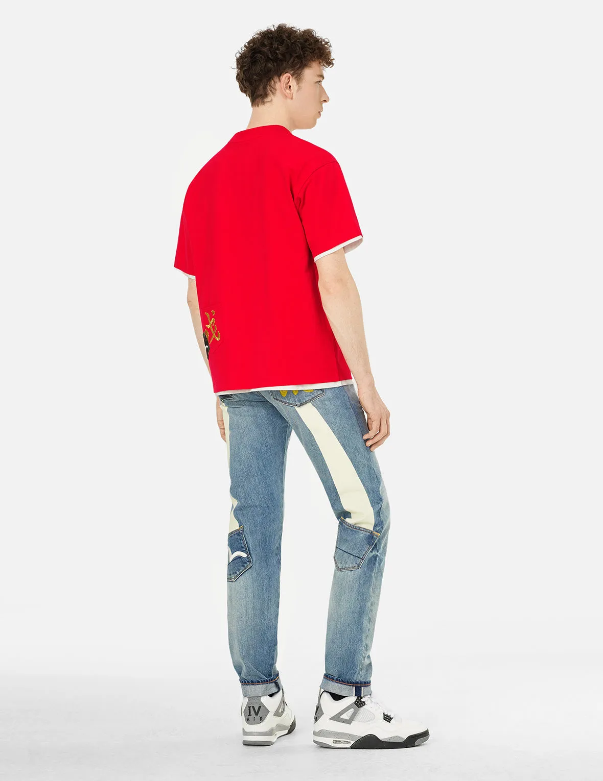 SPRING/ SUMMER COLLECTION 2025 Multi-embroidery and Multi-pocket Relax Fit T-shirt