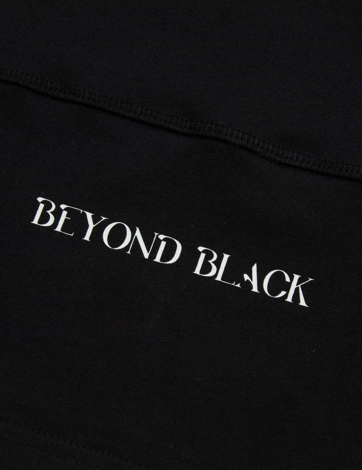SPRING/ SUMMER COLLECTION 2025 Multi Logos and Overlock Stitching Regular Fit T-shirt