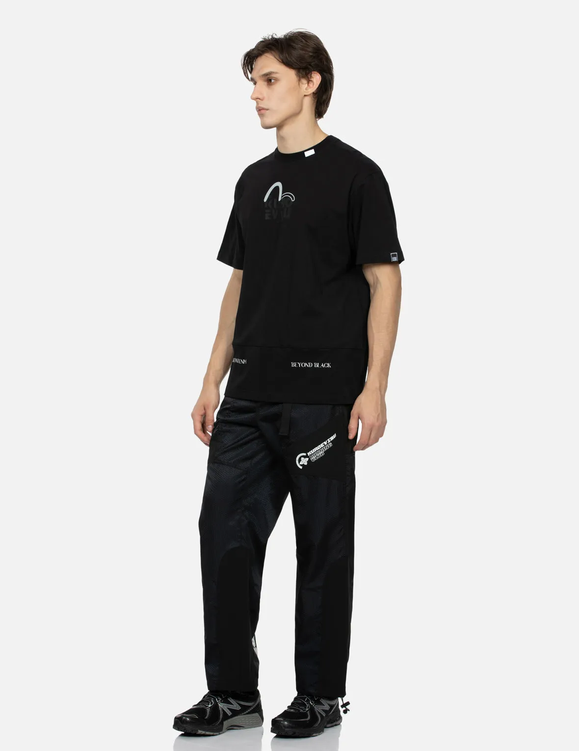 SPRING/ SUMMER COLLECTION 2025 Multi Logos and Overlock Stitching Regular Fit T-shirt