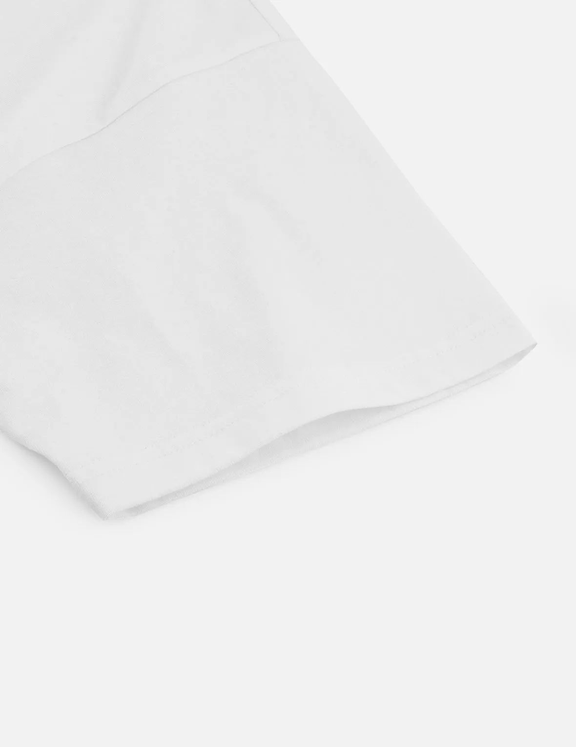 SPRING/ SUMMER COLLECTION 2025 Multi-Pocket and Multi-Print Relax Fit T-shirt