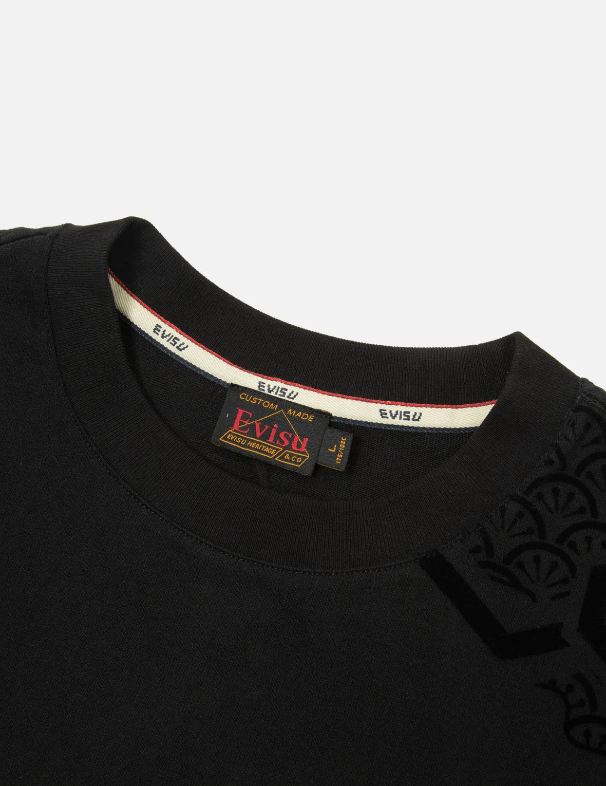 SPRING/ SUMMER COLLECTION 2025 Seagull Embroidery and Allover Flocking Patterns Relax Fit T-shirt