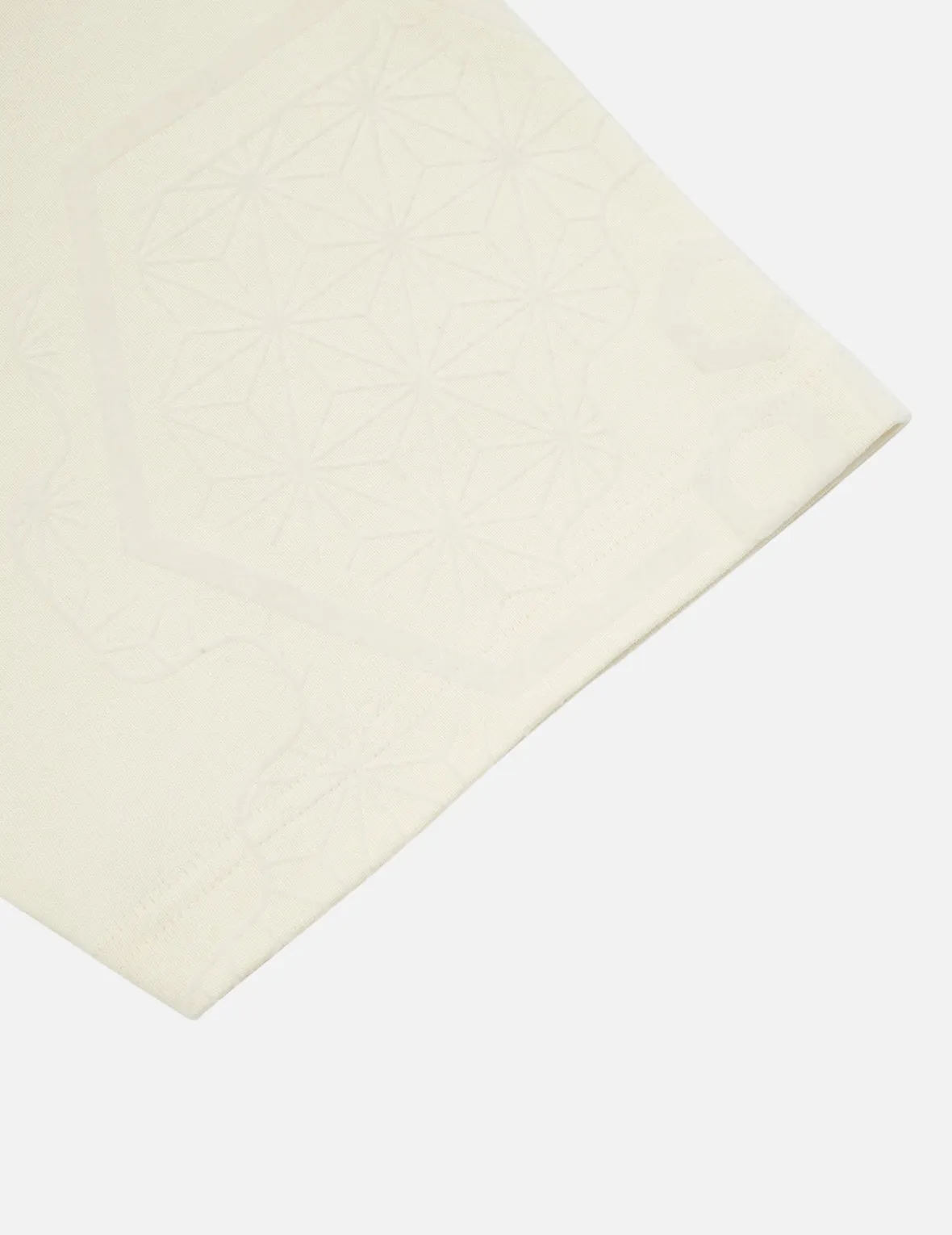 SPRING/ SUMMER COLLECTION 2025 Seagull Embroidery and Allover Flocking Patterns Relax Fit T-shirt
